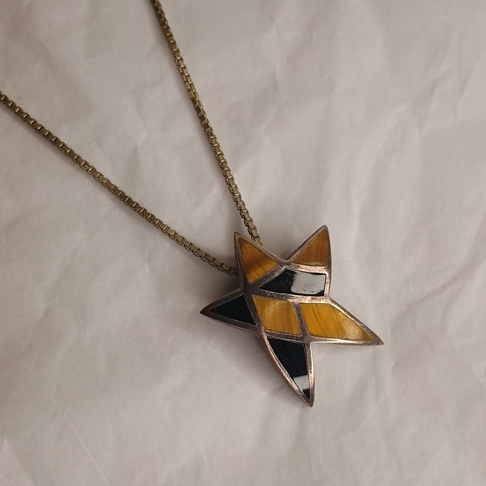 Sterling Silver necklace with star pendant